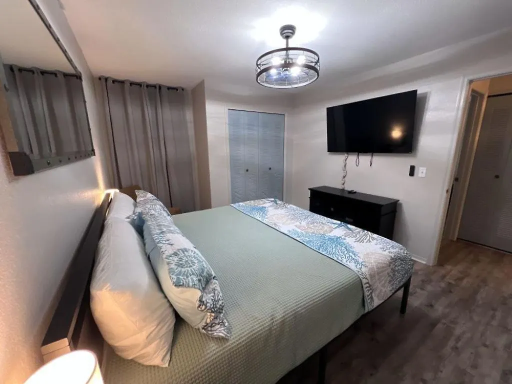 Bring All Your Friends To Pcb! Panama Stadt Apartment